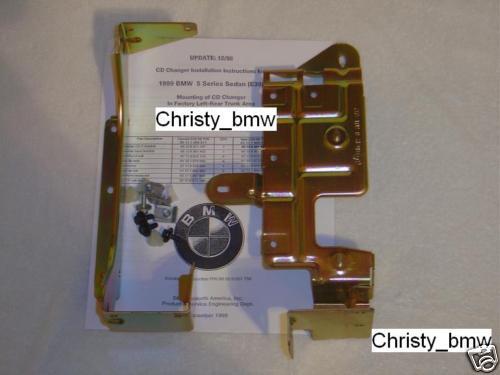 NEW E39 525 528 530 540 BMW CD CHANGER BRACKETS 97 03  