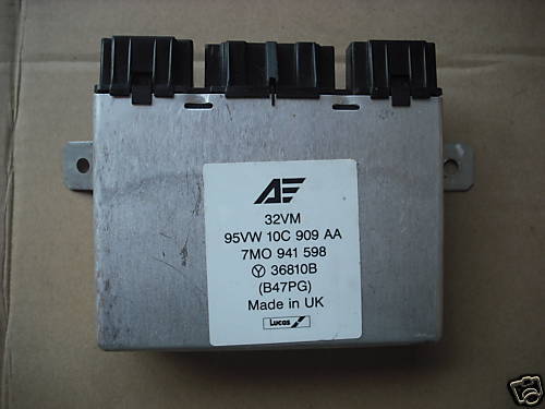 FORD GALAXY / VW SHARAN HEADLIGHT FILAMENT SWITCH RELAY CONTROLLER 