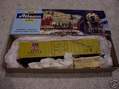 Athearn HO 57 Mech. Reefer Union Pacific 460135 #5467  