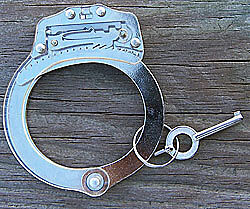 CLEAR CUFF HANDCUFF CUT AWAY HANDCUFF TRAINING AID  